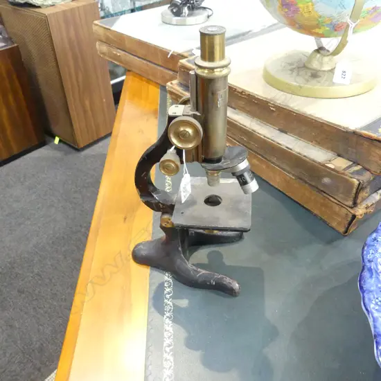ANTIQUE MICROSCOPE, A GALLENKAMP & Co. LONDON H.350mm