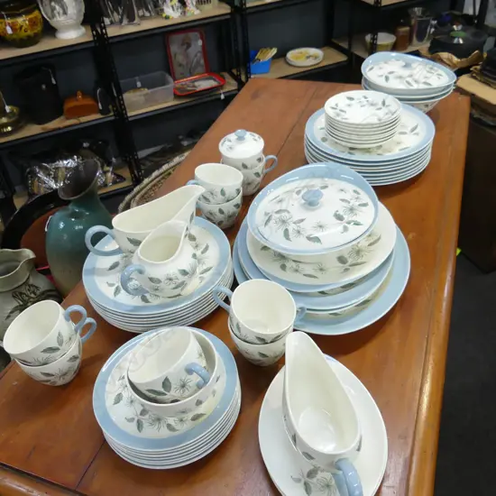 WEDGWOOD 'PENSHURST' PART DINNER SERVICE