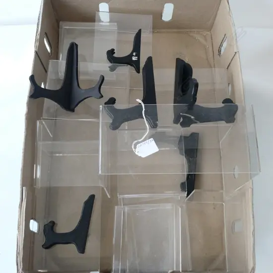 12 PERSPEX DISPLAY STANDS & 6 PLATE DISPLAY HOLDERS, L.125-240mm