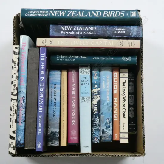 ASST. BOOKS; NZ / MAORI INTEREST