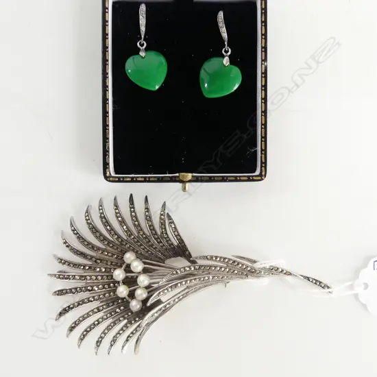 S/S & PEARL MARQUISITE BROOCH & PR S/S & JADE HEART EARINGS