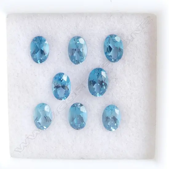 BLUE TOPAZ 6X4 OVAL 8 = 4.46CT