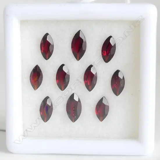 GARNET MARQUISE 8X4 & 7X3.5 MM  10 =4.45CT