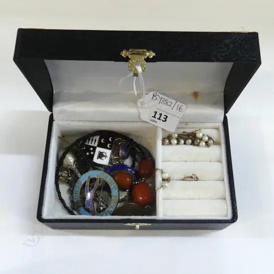 ASST. JEWELLERY INCL. 9CT 0.7 GRAM RING ETC