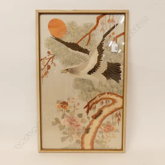 MID-20TH C CHINESE SILK EMBROIDERY 560 X 330 MM