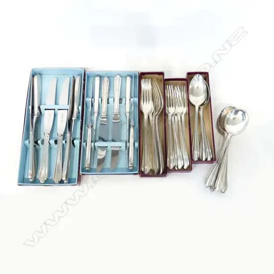 SILVER-PLATED CUTLERY SET BY LATHAM & OWEN SHEFFIELD ENGLAND 36 PIECES IN BOXES