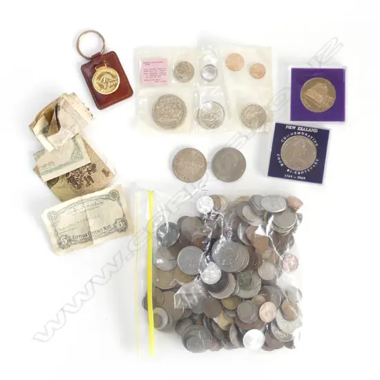 ASST. WORLD NOTES & COINS