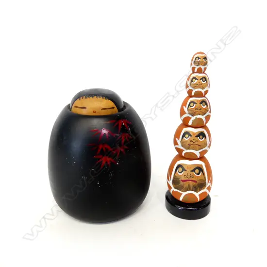 JAPANESE WOODEN KOKESHI DOLL H.100mm & 1 WOODEN HEAD PYRAMID ON BASE, H.130mm