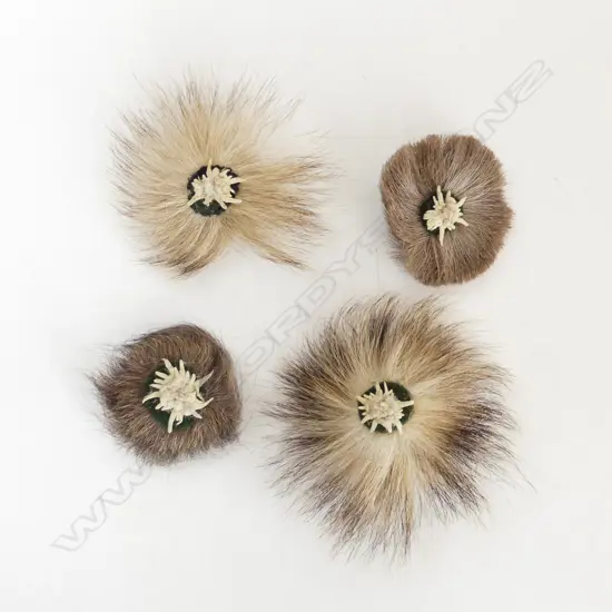 4 VINTAGE BROOCHES, MOUNTAIN GOAT HAIR & REAL EDELWEISS
