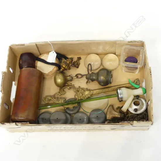BOX OF SMALL COLLECTABLES – GREEN GLASS SYPHON TUBE, BRASS WEIGHTS, TOY CAR WHEELS, CHAIN ETC