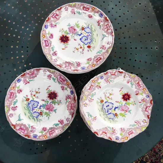 VICTORIAN SPODE 'INDIA TREE' TYPE PATTERN, 14 DINNER PLATES, 15 SIDE PLATES - (8 w scalloped edge)