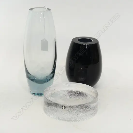 3 ART GLASS PCES: 2 VASES; HOMLEGAARD H.230mm & ZWIESEL + PUKEBERG DISH 130mm dia