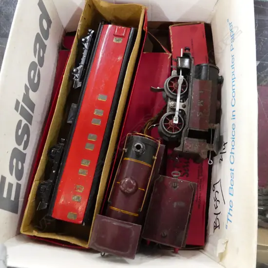 8 ASST. VINTAGE TRAIN PCES; 2 ENGINES + TENDER, 5 BOXED CARRIAGES, 