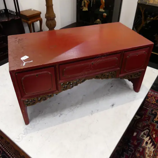 ANTIQUE CHINESE RED LACQUER HARDWOOD LOW TABLE/DESK. 3 drawer. carved & gilded 375 x 775 x 380mm