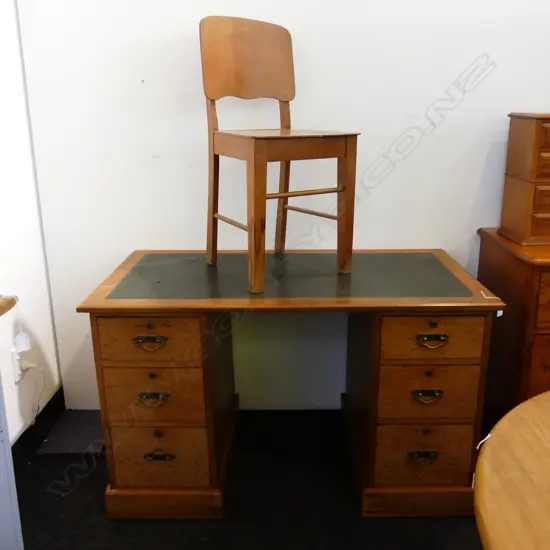 COLONIAL RIMU TWIN PEDESTAL DESK leather top 1215 x 640 x 730mm