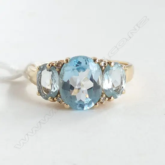 9CT BLUE TOPAZ & SMALL DIAMOND RING 4.4gms SIZE V