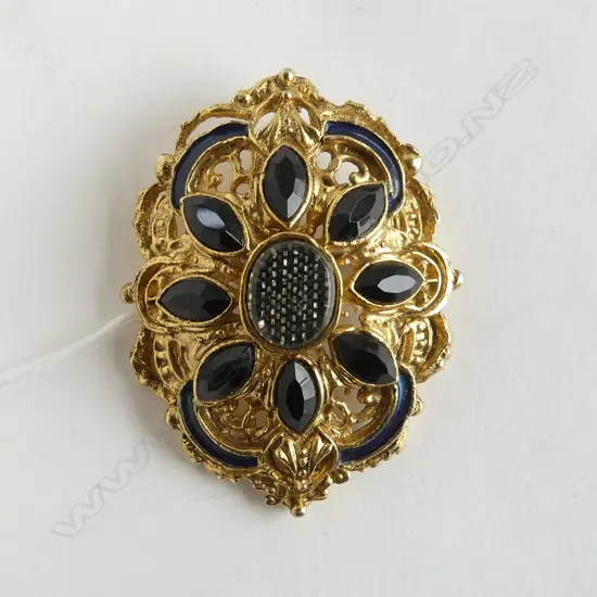 vintage GOLD PLATE & ENAMEL BROOCH gem set 