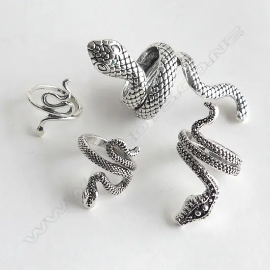 4 MODERN COSTUME SNAKE RINGS (SIZE RANGE   R . O. H.  & J