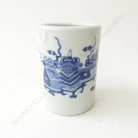ORIENTAL B/W BRUSH POT H.110mm