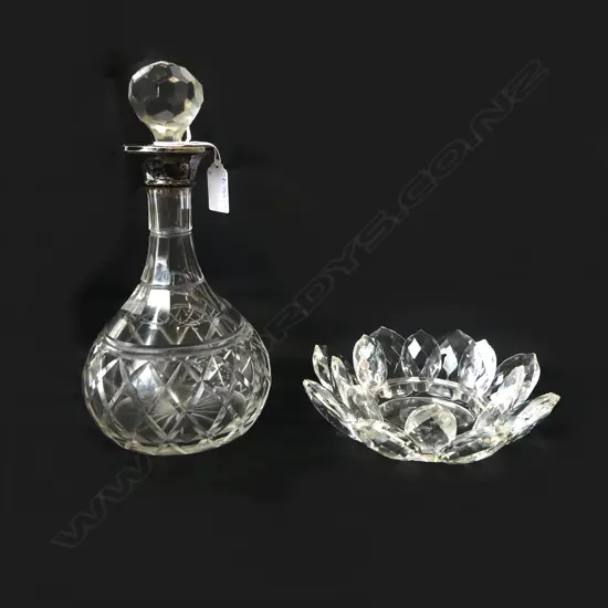 CRYSTAL DECANTER w. STG SILVER TRIM AF, CRYSTAL BOWL 185mm dia