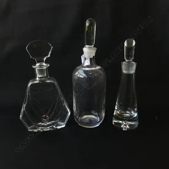 3 CRYSTAL BOTTLES H.305mm