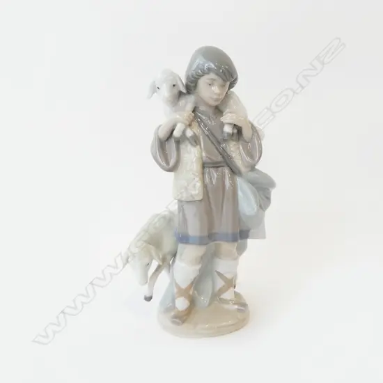 LLADRO FIGURINE #5485 'SHEPHERD BOY' H.210mm