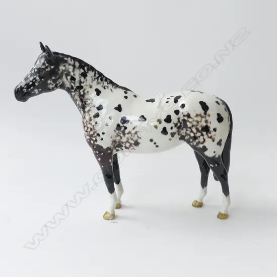 BESWICK HORSE "APPALOOSA" H 200 x L 240 
