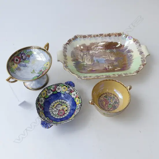 4 MALING DISHES W.305mm