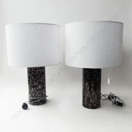 PR TABLE LAMPS w. ART GLASS BASES H.600mm
