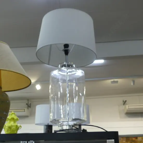 LG LE FORGE TABLE LAMP, CLEAR GLASS BASE H.800mm
