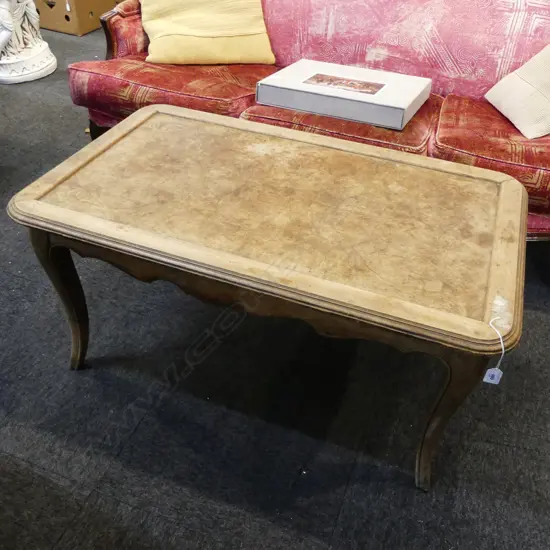 FRENCH STYLE COFFEE TABLE 1010x605x505mm