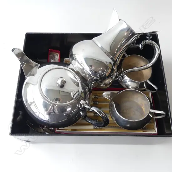 ASST. CUTLERY INCL. IVORINE 'BONE' HANDLED KNIVES, BOXED + 4 PCE EP TEA SET