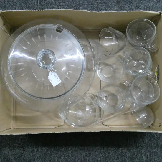 LIDDED PUNCH BOWL H.265mm & CUPS (LID CHIPPED)