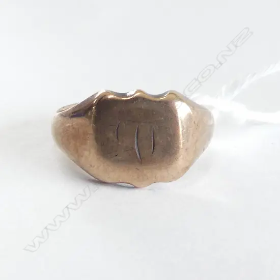 NZ G&T YOUNG 9ct ROSE GOLD SHIELD SIGNET RING 3.4gms  SIZE I