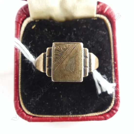 9CT & SILVER SIGNET RING 4.5gm SIZE T