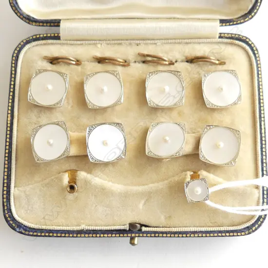 9ct & 18ct WHITE & YELLOW GOLD CUFF LINK & SHIRT STUD SET in original box gold weight 15gms