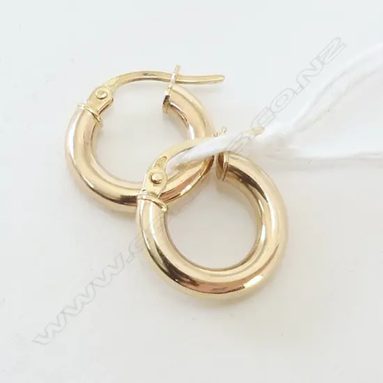 pr 9ct YELLOW GOLD HOOP EARRINGS 
