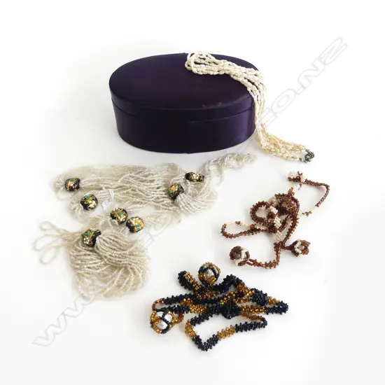 4 VINTAGE NECKLACES; 3x BEADED (2 SAUTOIR), 1x 3 STRAND SEED PEARL