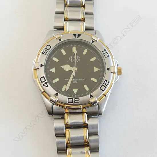 TIME TECH GENT'S WRISTWATCH stainless. Water Resistant 50m Quartz. Running