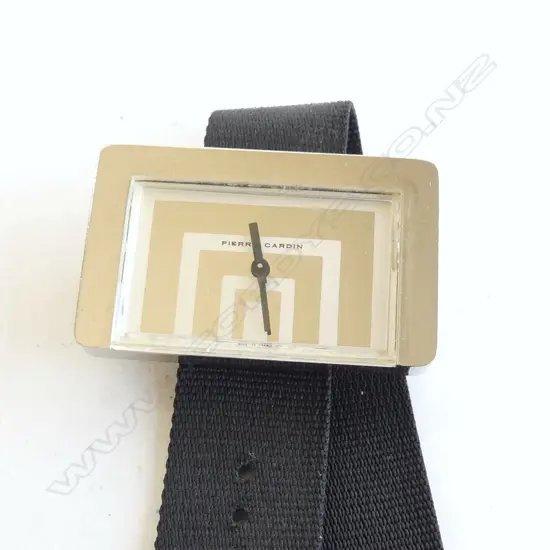 PIERRE CARDIN 1971 WRIST WATCH BY JAEGER LECOULTRE, MODEL NO.PC116 (strap not original)