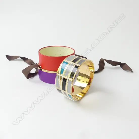KATE SPADE 'ABOUT TOWN' ENAMELLED BANGLE IN ORIG. BOX, H.30mm, 65mm int. dia.