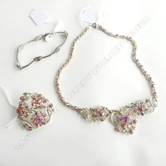 COSTUME NECKLACE & BROOCH & YVES ROCHER COSTUME BRACELET