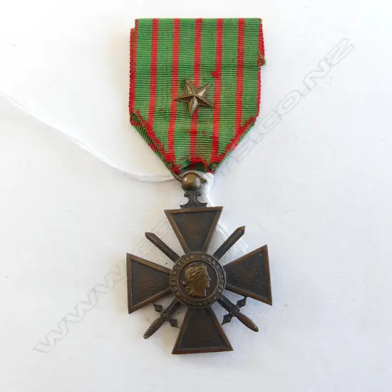 FRENCH WWI CROIX DE GUERRE MEDAL 