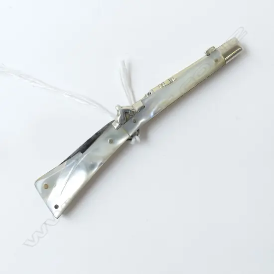 **RTV** 19thC MoP PENCIL / QUILL SHARPENER, SHOT GUN FORM L.90mm