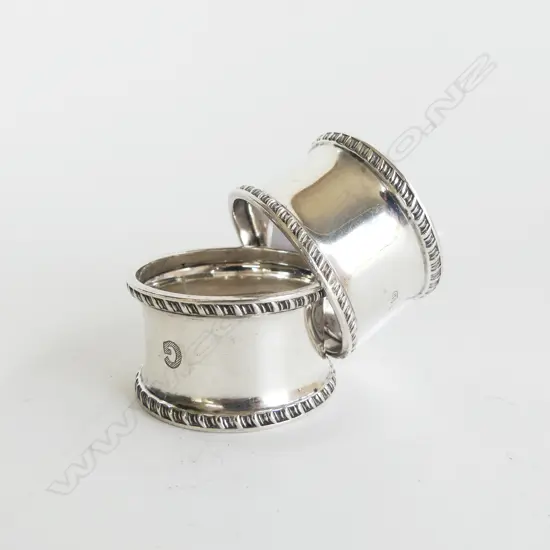 2 S/SILVER NAPKIN RINGS  78gms