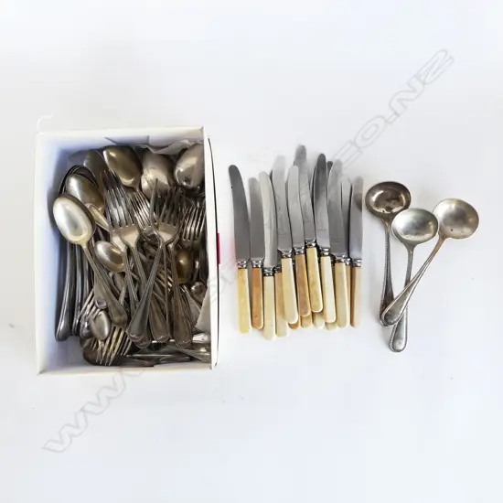 EP CUTLERY SET, BEADED OLD ENGLISH PATTERN