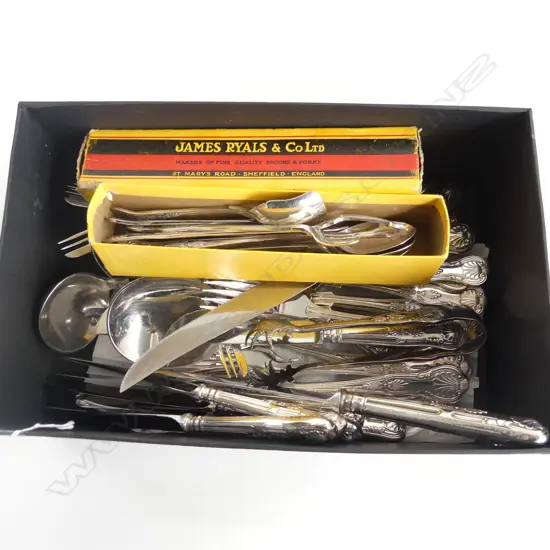 SET OF SHEFFIELD  PLATE DOUBLE STRUCK CUTLERY 2 x 6 KNIVES FORKS SPOONS SERVERS ETC