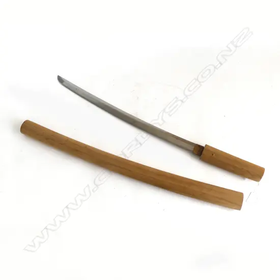 JAPANESE WAKIZASHI SWORD IN BAMBOO SCABBARD L.750mm