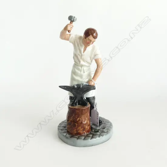 ROYAL DOULTON FIGURE 'BLACKSMITH' H.240mm