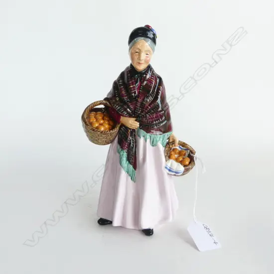 ROYAL DOULTON FIGURINE 'THE ORANGE LADY' H.215mm